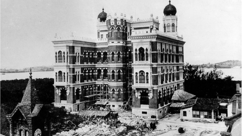 Construção do castelo da Fiocruz em 1907