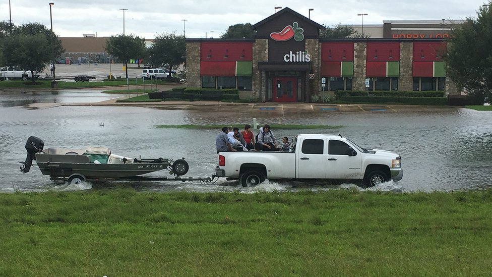 Así se ven las calles de Nederland. inundaciones