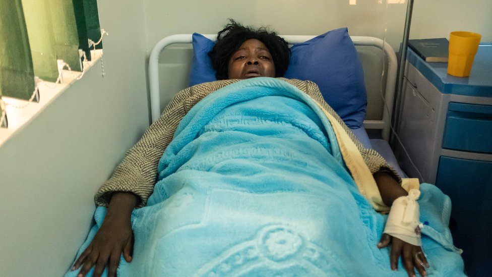 Сесилия Чимбири на больничной койке
