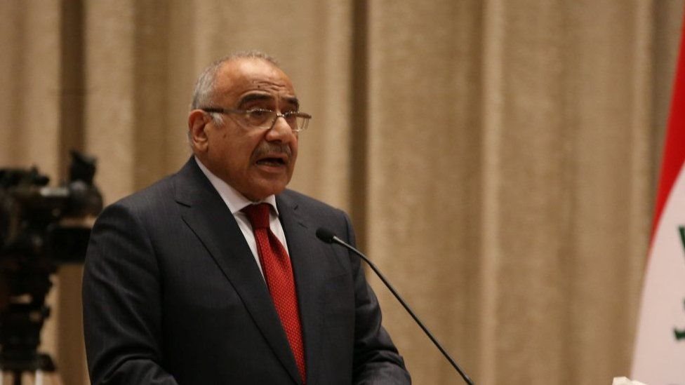 رئيس الوزراء العراقي يختار خمسة وزراء من المتقدمين عبر الإنترنت