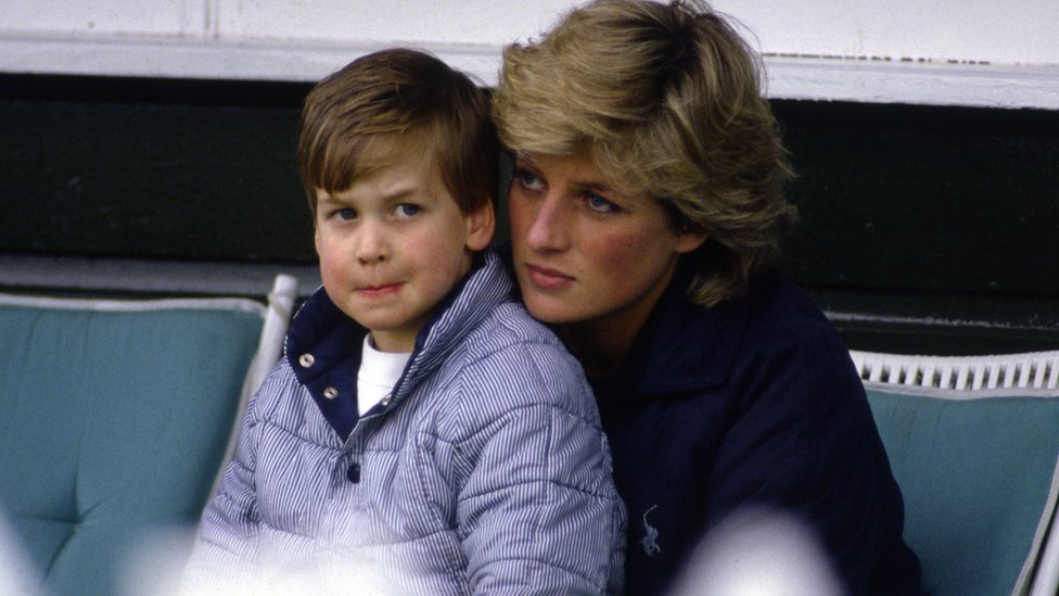 الأمير ويليام مع والدته الأميرة ديانا، 1987