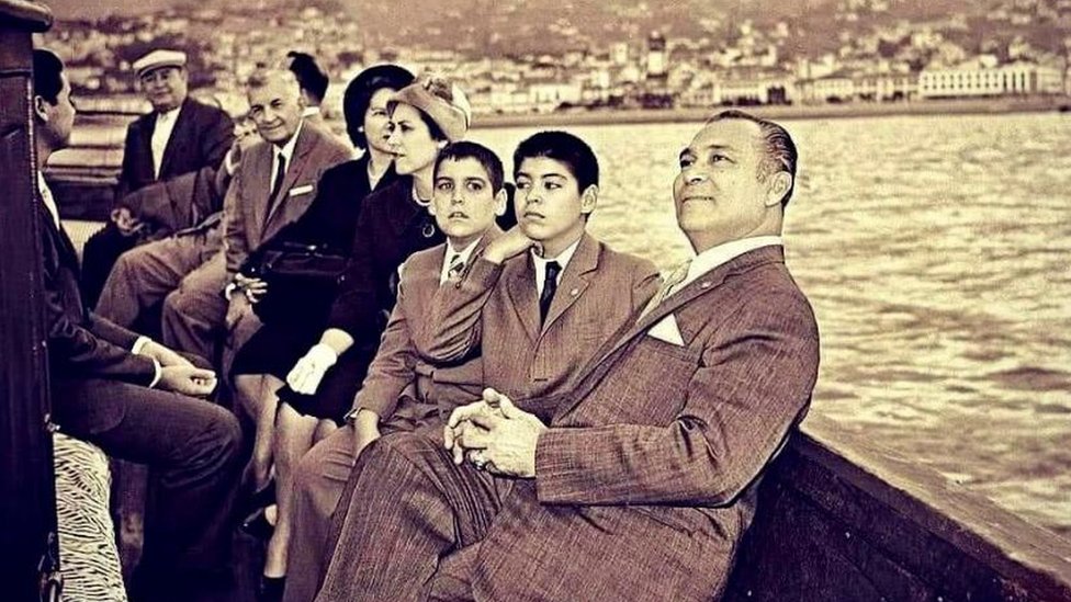 Batista en Lisboa con su familia.
