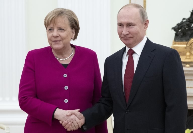 Almanya Başbakanı Angela Merkel ve Rusya Devlet Başkanı Vladimir Putin