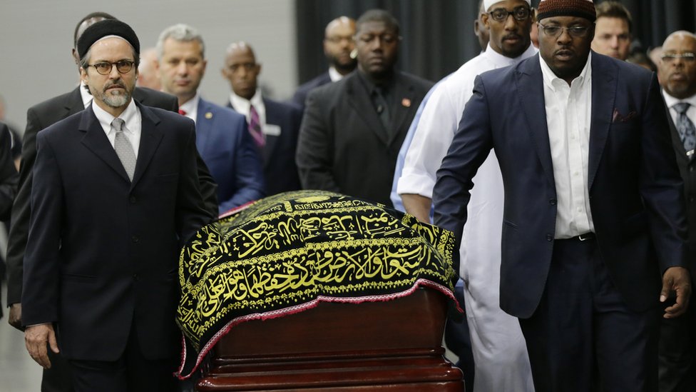 Muhammad Ali memorial begins with Muslim prayer service - BBC News