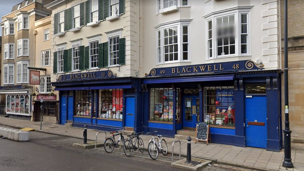 Oxford bookseller Blackwell s sold to Waterstones