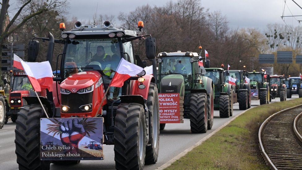 Kolona traktora u Poljskoj