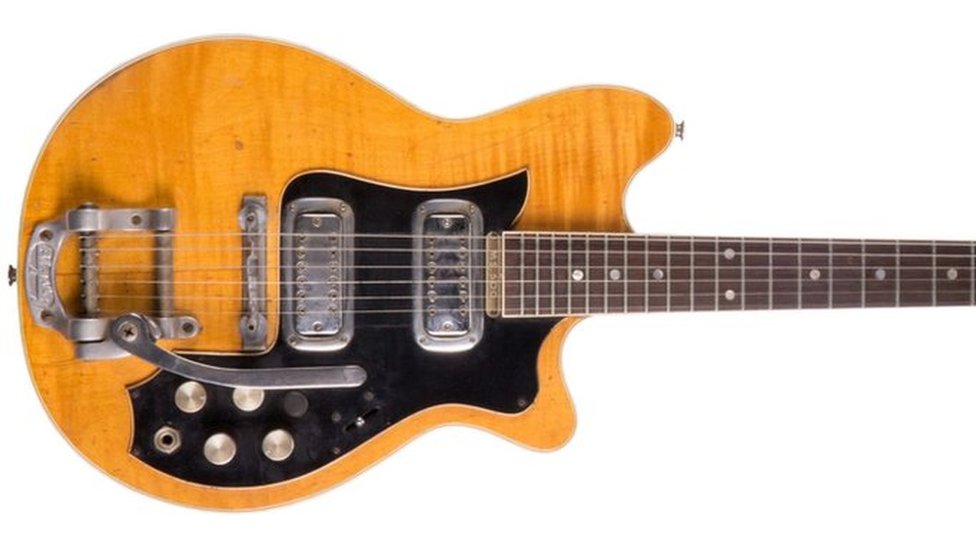 George Harrison's Beatles guitar sells for £347,000