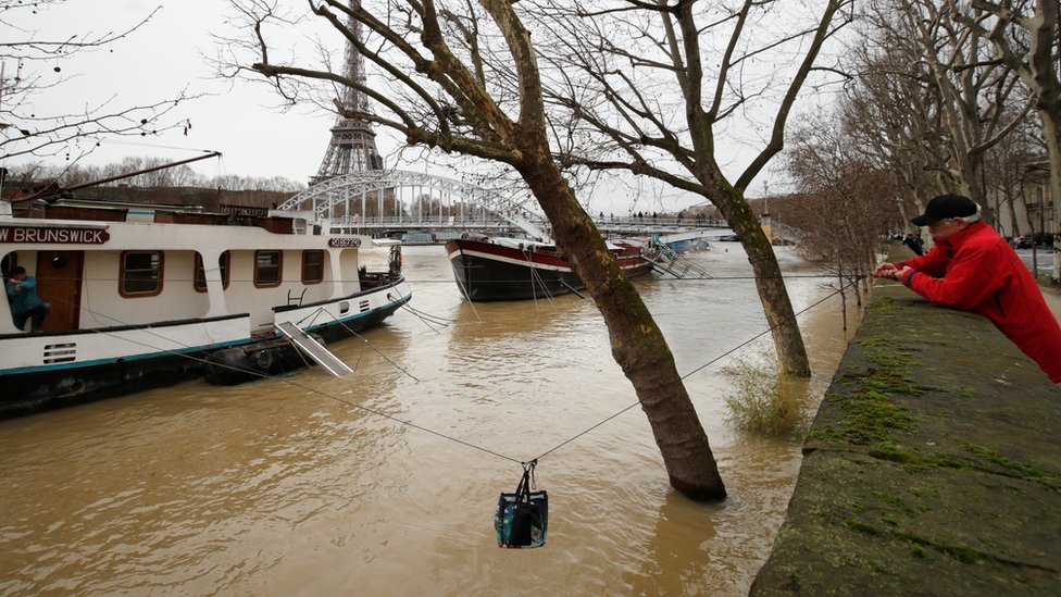 French Floods Seine River Reaches Peak In Flood Hit Paris Bbc News
