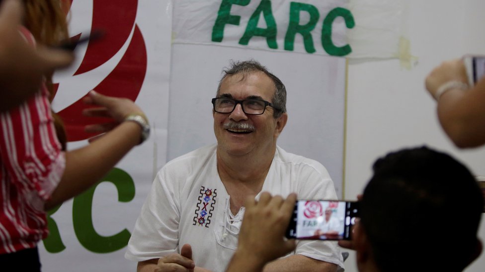 Президент Объединенной альтернативной революционной силы (Farc) Родриго Лондоно выступает во время интервью в Картахене, Колумбия, 10 декабря 2019 г.