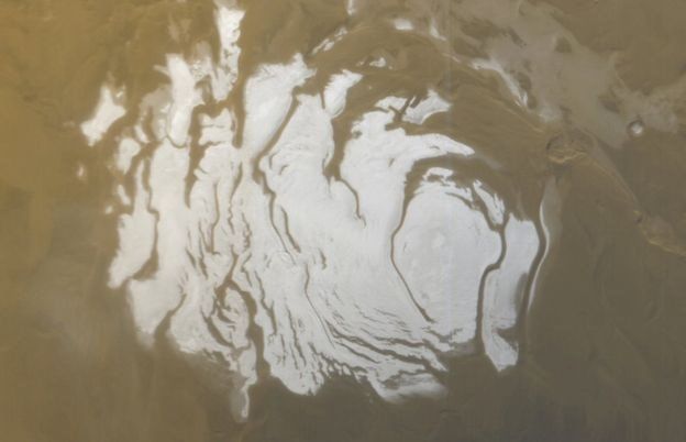Lago de agua líquida detectado en Marte