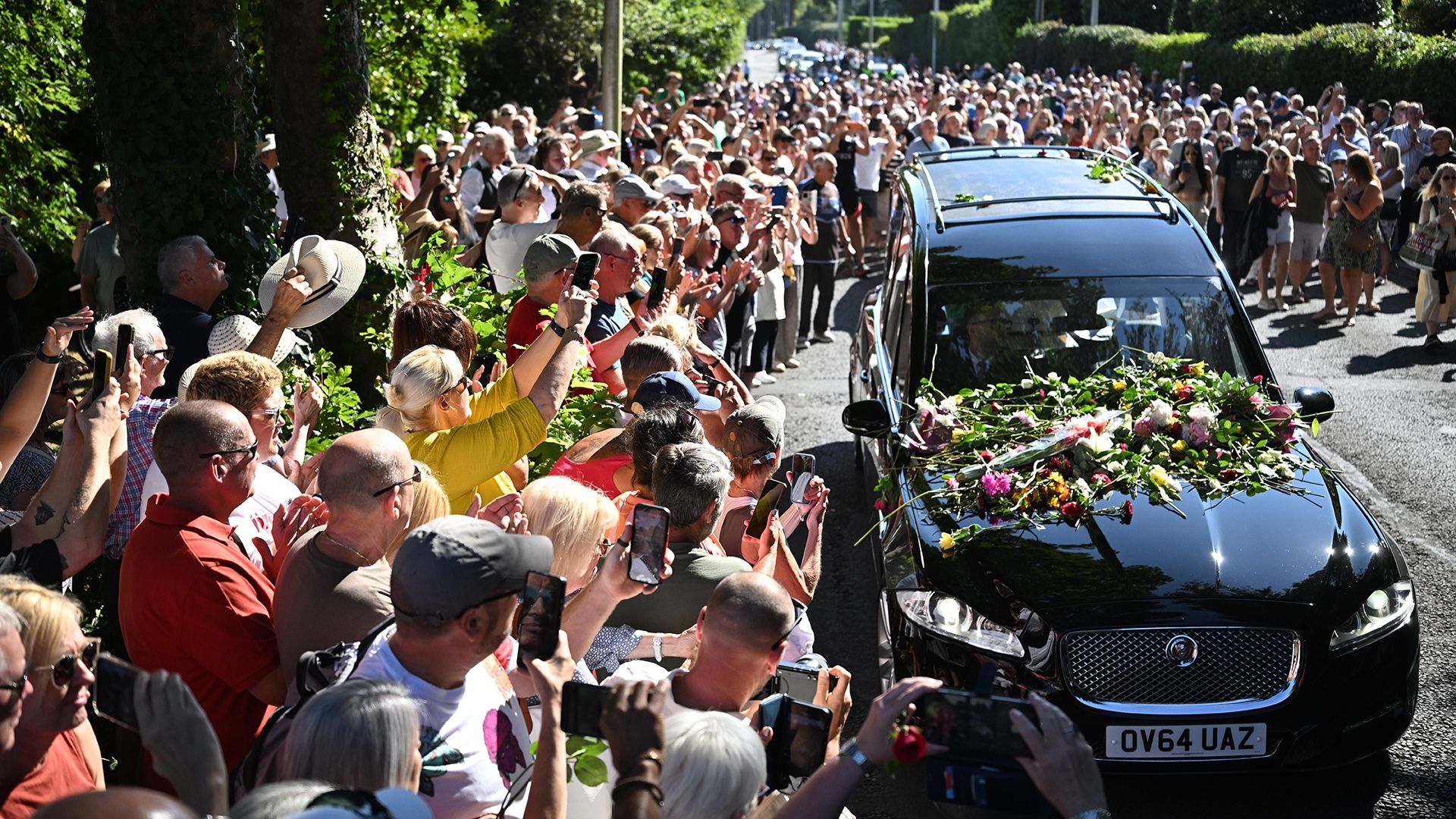 Bonnie Tyler's celebration of life attended by fans in Mumbles