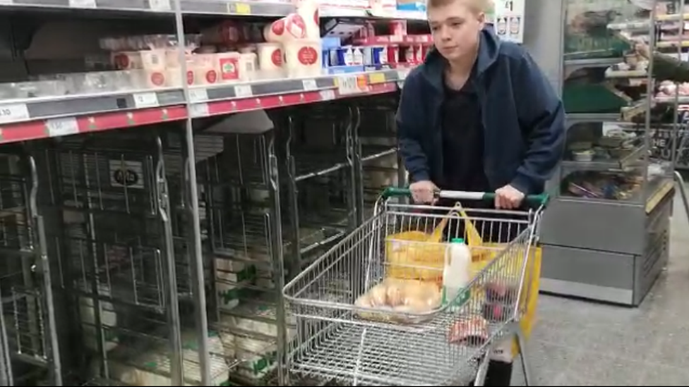 Ронни в супермаркете