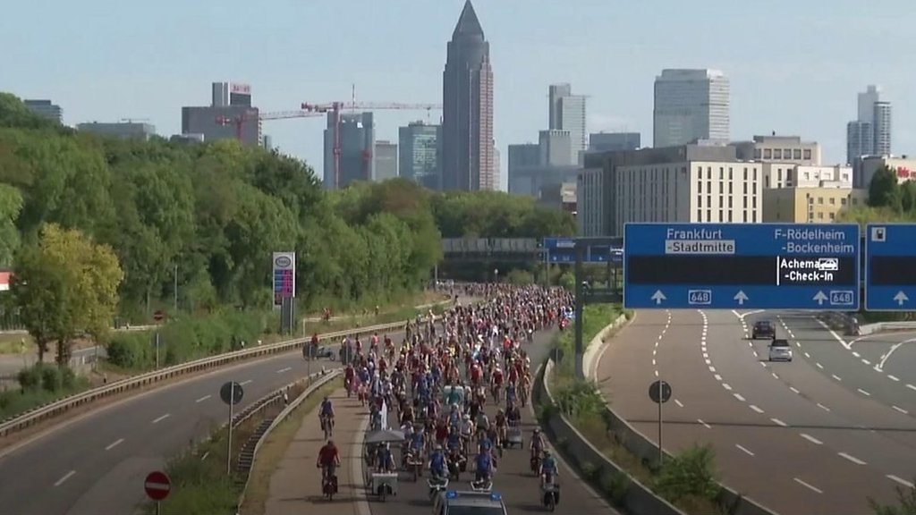 Bike protest takes over German motorway