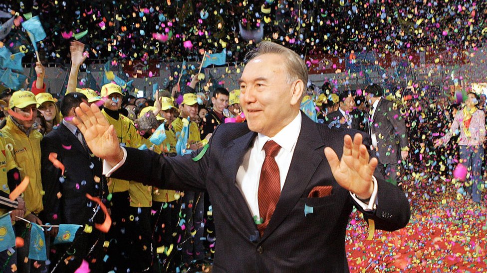 納扎爾巴耶夫在哈薩克斯坦掌權近30年。