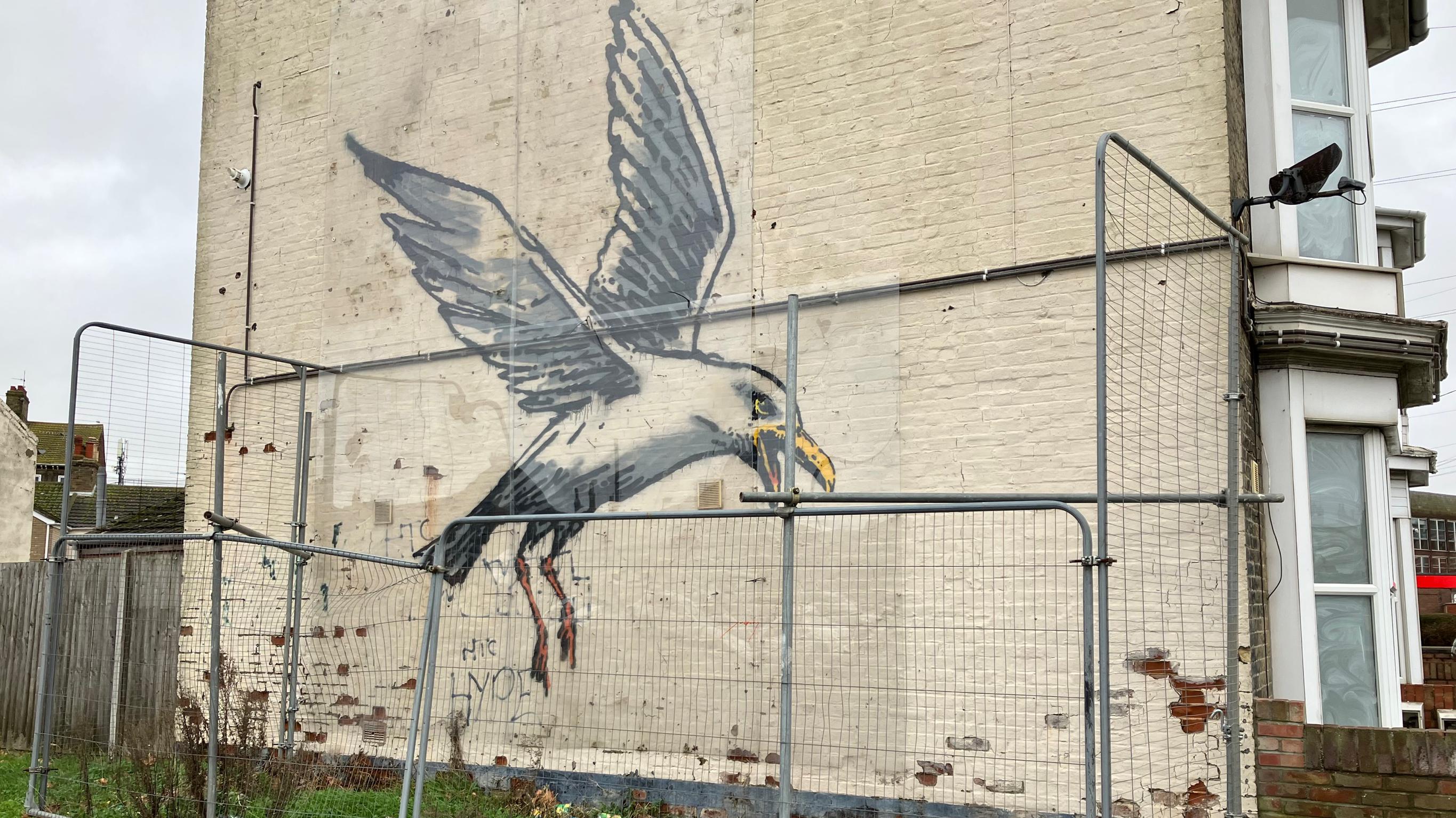 Lowestoft: Banksy skip removed over fly tipping risk