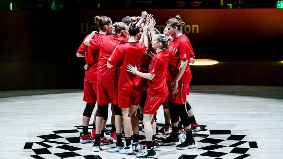 Belçika'da Kadın Basketbol Milli Takımı hakkında homofobik ve cinsiyetçi ifadeler kullanan yorumcuya ekran yasağı