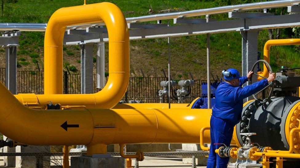 Эхо газовой войны. Россия сократит поставки газа в Европу до рекордного минимума