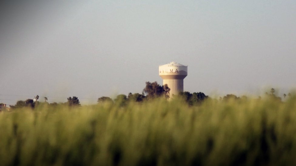 La torre de agua que es un símbolo en el pueblo de Yuma.