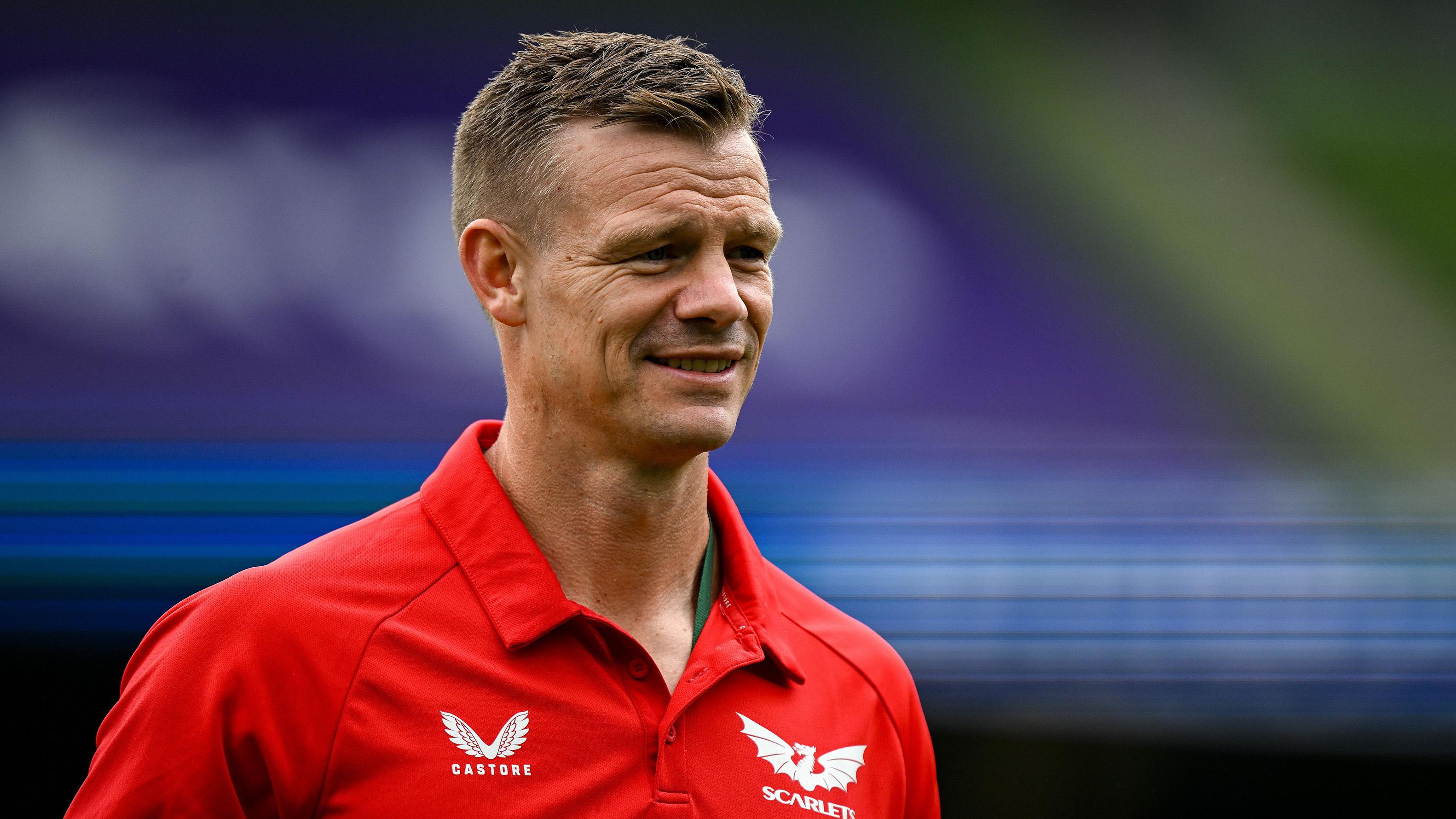 A glimpse of Luna Fuego's softer side