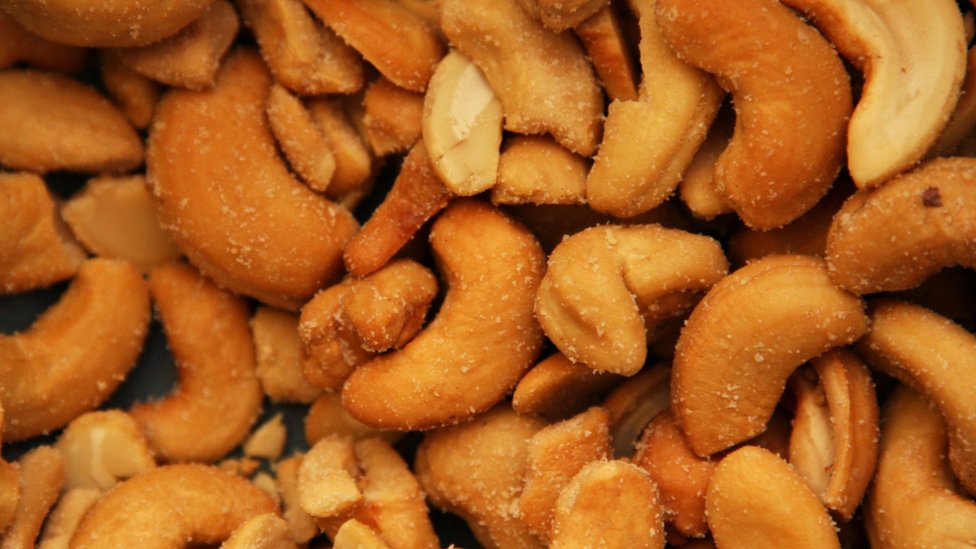 Cashew nuts (stock photo)