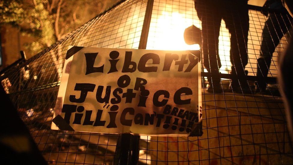 A banner at a protest in Minneapolis says "Liberty or justice till 'I can't breathe.' (28 May 2020)