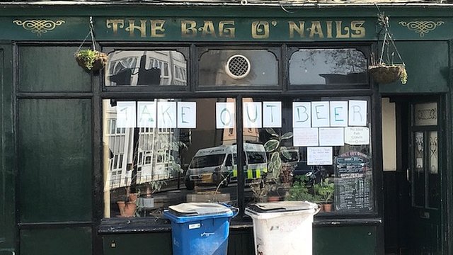 Паб Bag of Nails в Хотуэллсе, Бристоль