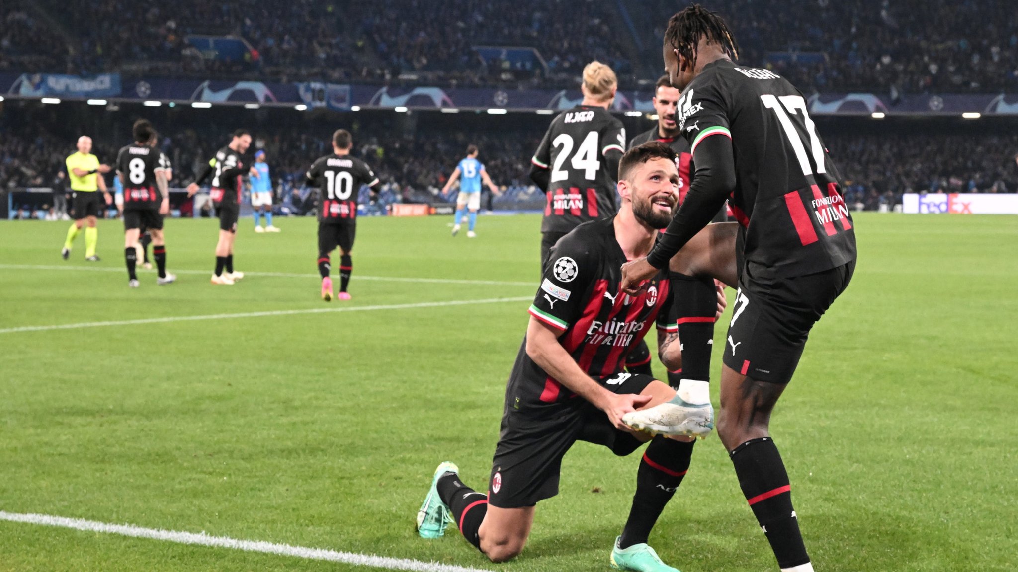 Napoli 1-1 AC Milan (1-2 agg): Olivier Giroud's goal sends Milan into Champions League sem...