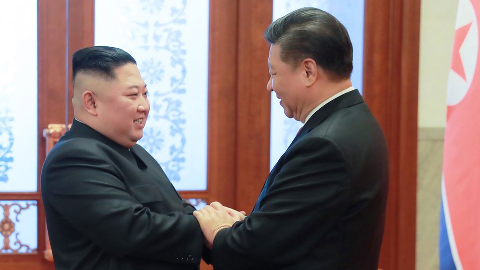 Kim Jong-un dan Presiden Cina Xi Jinping di Beijing, Januari 2019.
