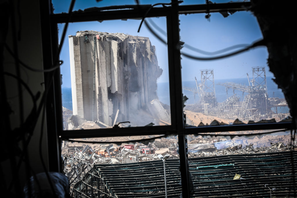 مرفأ بيروت بعد يوم على الانفجار، 5 أغسطس/آب 2020