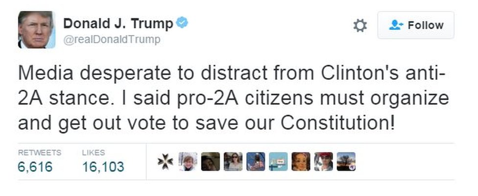 Дональд Трамп пишет в Твиттере: «СМИ отчаянно пытаются отвлечься от позиции Клинтона против 2А. Я сказал, что граждане, выступающие за 2А, должны организоваться и выйти на голосование, чтобы спасти нашу Конституцию!»