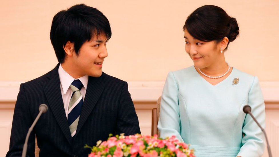 Princess Mako and her former classmate Kei Komuro announce their engagement on 3 September 2017