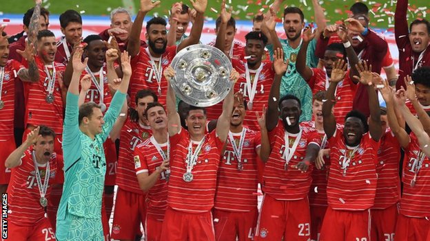 Bayern Munich celebrate the Bundesliga title