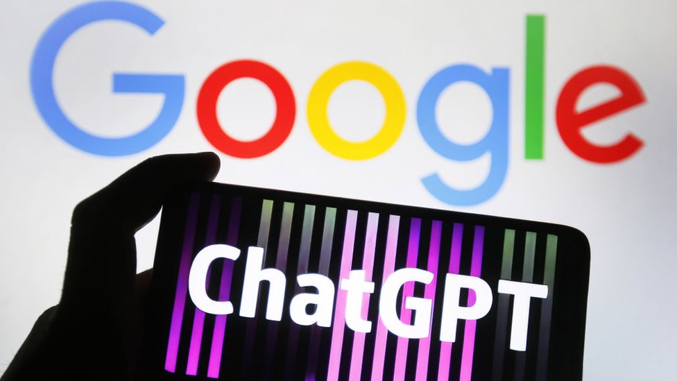 logos de ChatGPT y Google