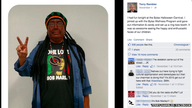 Лидер Сан-Карлосского племени апачей Терри Рамблер одет в блэкфейс в образе Боба Марли на Хэллоуин