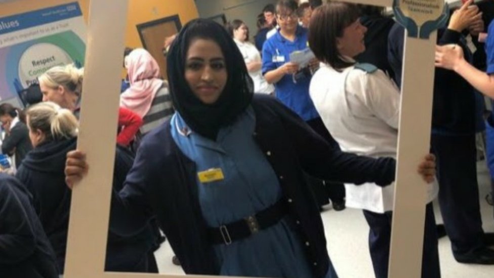 أريما في مكان عملها