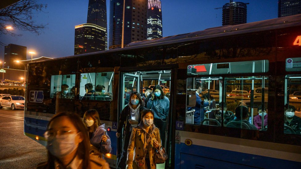 Autobuses en abril.