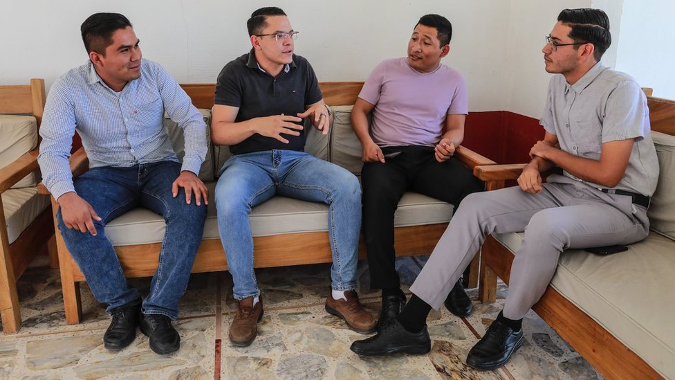 Seminaristas en Ciudad Altamirano