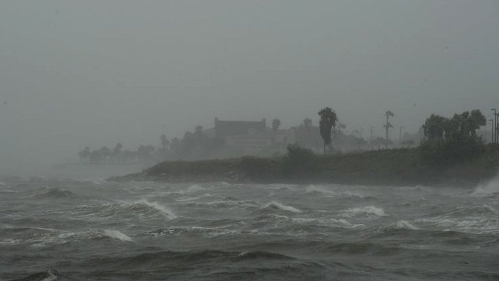 Las autoridades pidieron a los pobladores de la ciudad costera de Corpus Christi abandonar el lugar. Costas de Corpus Christi