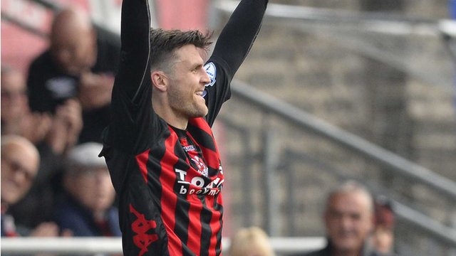 Crusaders striker Diarmuid O'Carroll scored the only goal of the game