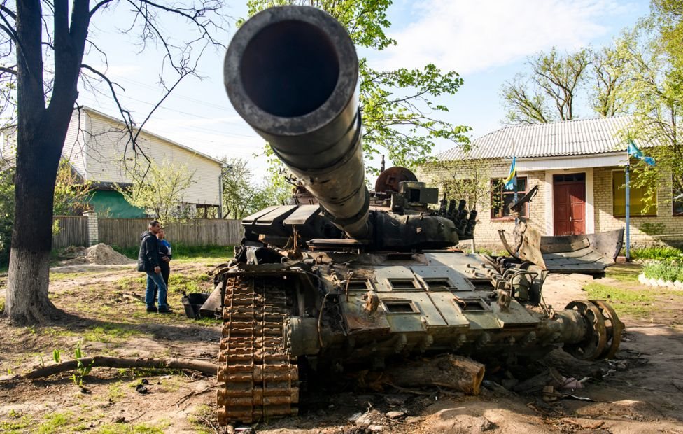 دبابة روسية في تشيرنيهيف