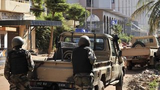 Malian troops outside the Radisson Blu Hotel in Bamako