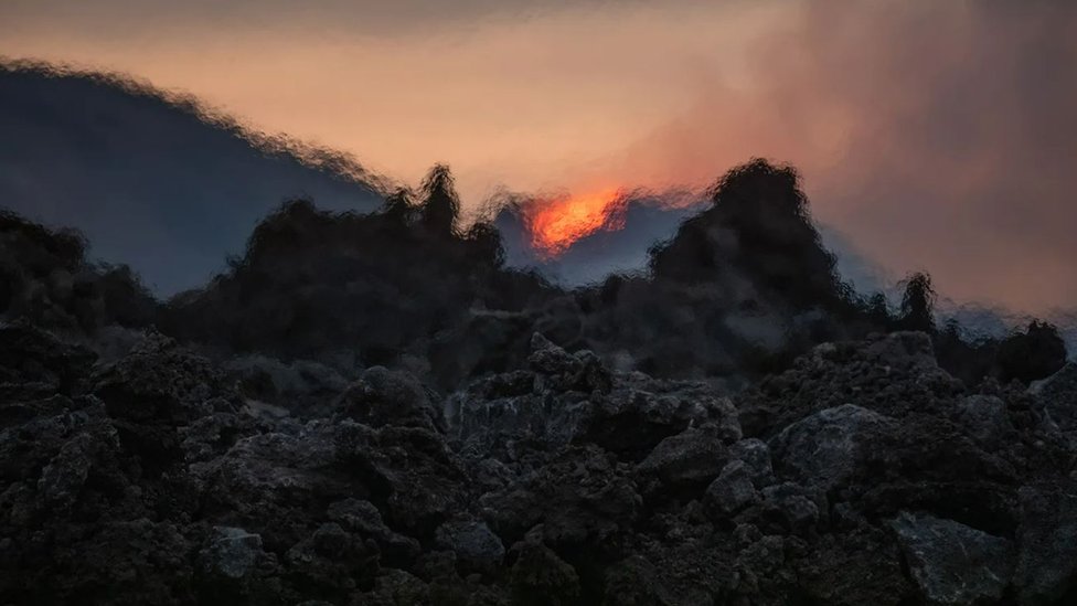 Velika količina toplote oslobađa se tokom erupcija