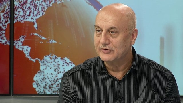 Bollywood actor Kher: 'Sad' to claim India is intolerant - BBC News