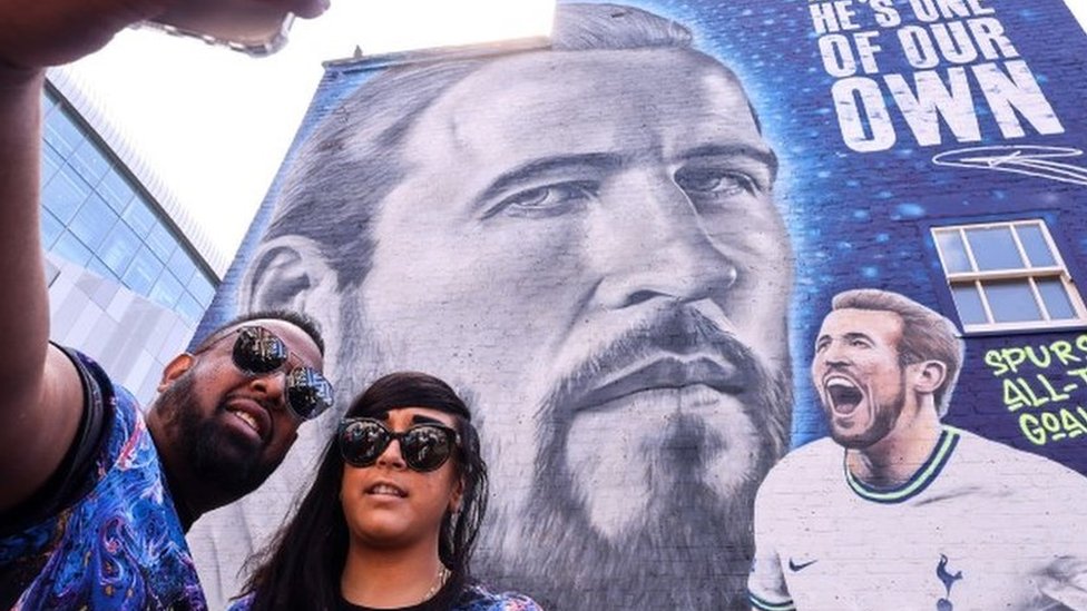 Why famous faces are popping up mega-sized on UK streets