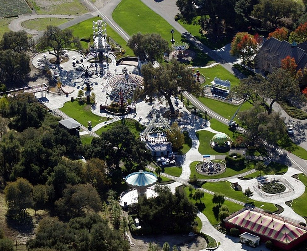 Michael Jackson: Neverland Ranch 'sold to billionaire for ...