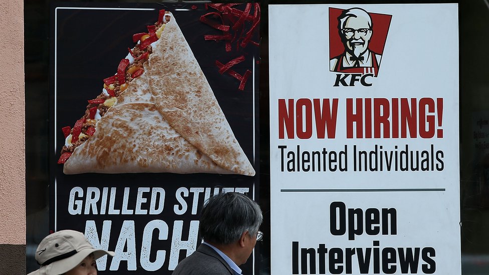 Algunos dudan que haya tanta escasez de mano de obra. Hiring