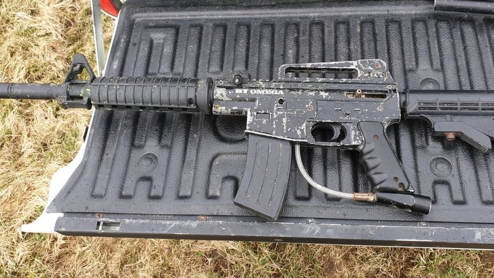 paint ball gun