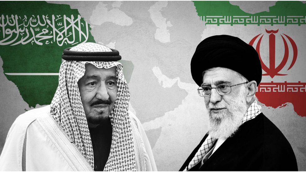 صور مُركبة تجمع بين المرشد الأعلى للثورة الإيرانية (يمين) وملك السعودية(يسار)