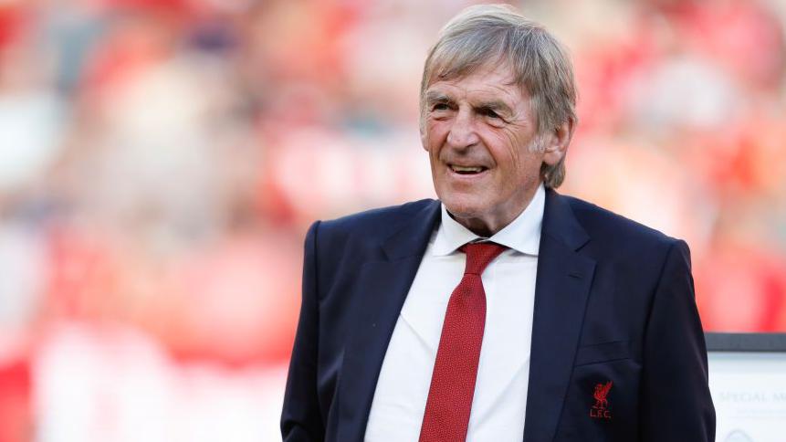 Liverpool news: 'Your Liverpool family are behind you' - Sir ...