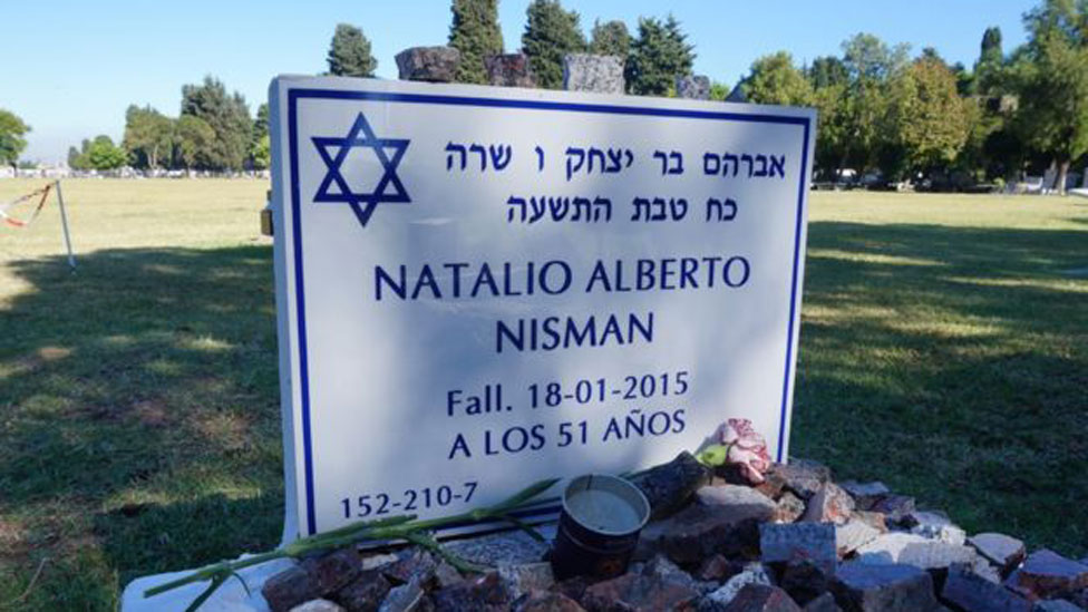 La familia Nisman sostuvo desde el comienzo que se trató de un "magnicidio". Tumba de Alberto Nisman